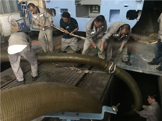 大流量轉(zhuǎn)子泵移動泵車助力龐巴迪廠區(qū)排水 大流量轉(zhuǎn)子泵移動泵車助力龐巴迪廠區(qū)排水